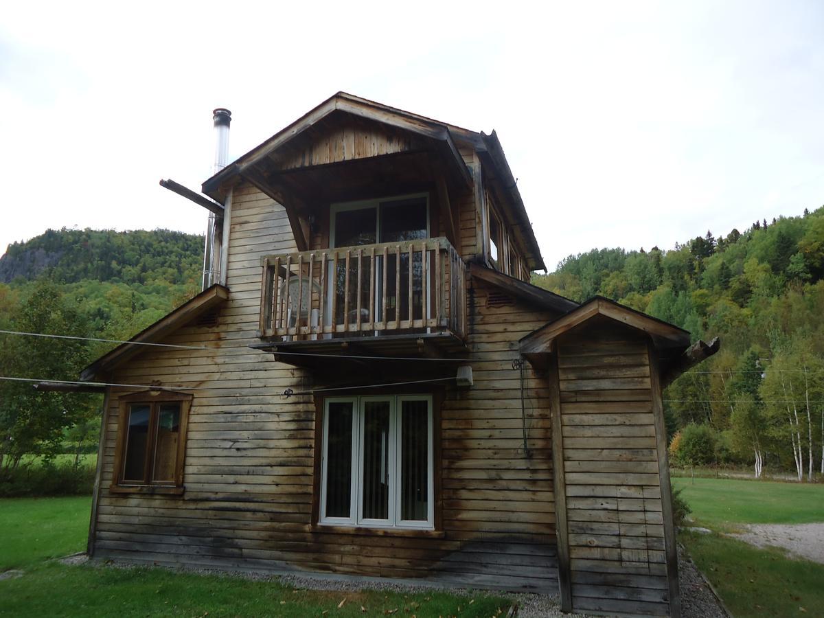 Chalet Saint-Thomas LʼAnse-Saint-Jean Extérieur photo