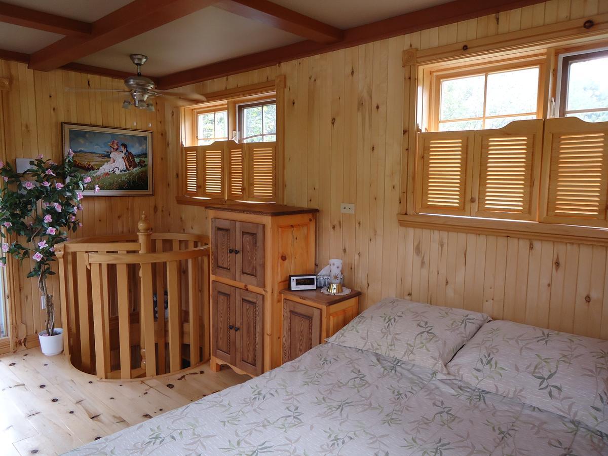 Chalet Saint-Thomas LʼAnse-Saint-Jean Extérieur photo