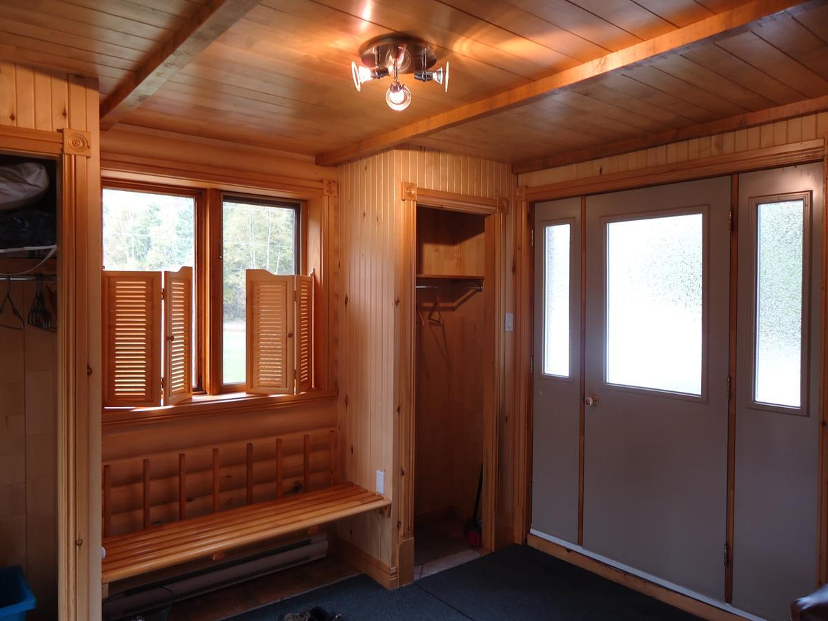 Chalet Saint-Thomas LʼAnse-Saint-Jean Extérieur photo