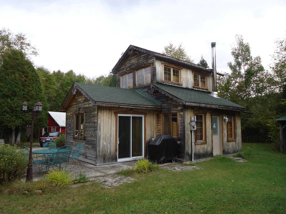 Chalet Saint-Thomas LʼAnse-Saint-Jean Extérieur photo